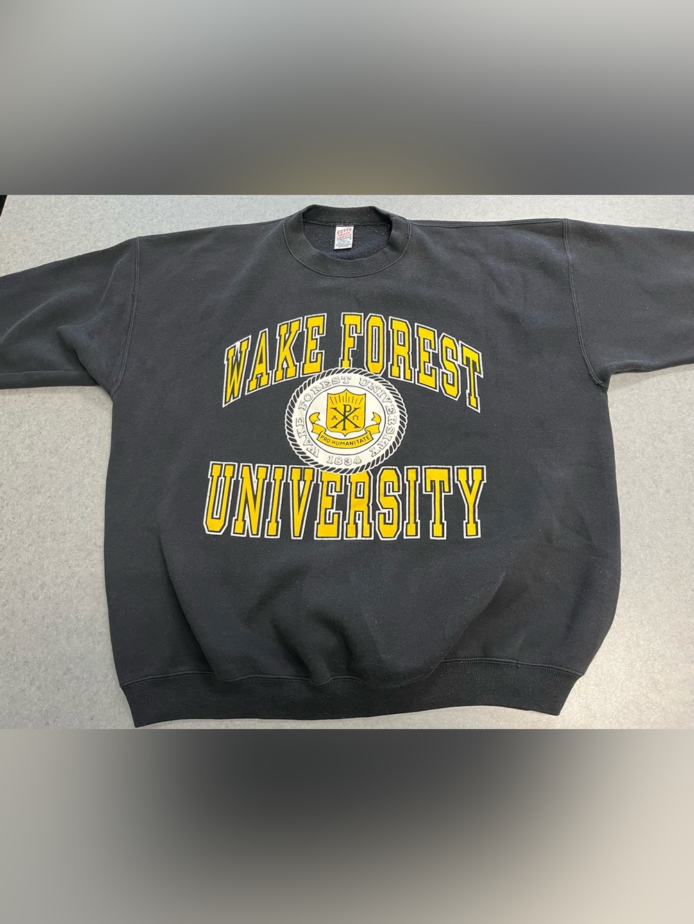 Vintage 90s Wake Forest University Black & Gold Crewneck Sweatshirt  XXL